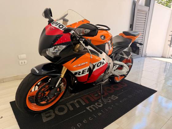 HONDA CBR 1000RR REPSOL HONDA CBR 1000RR REPSOL